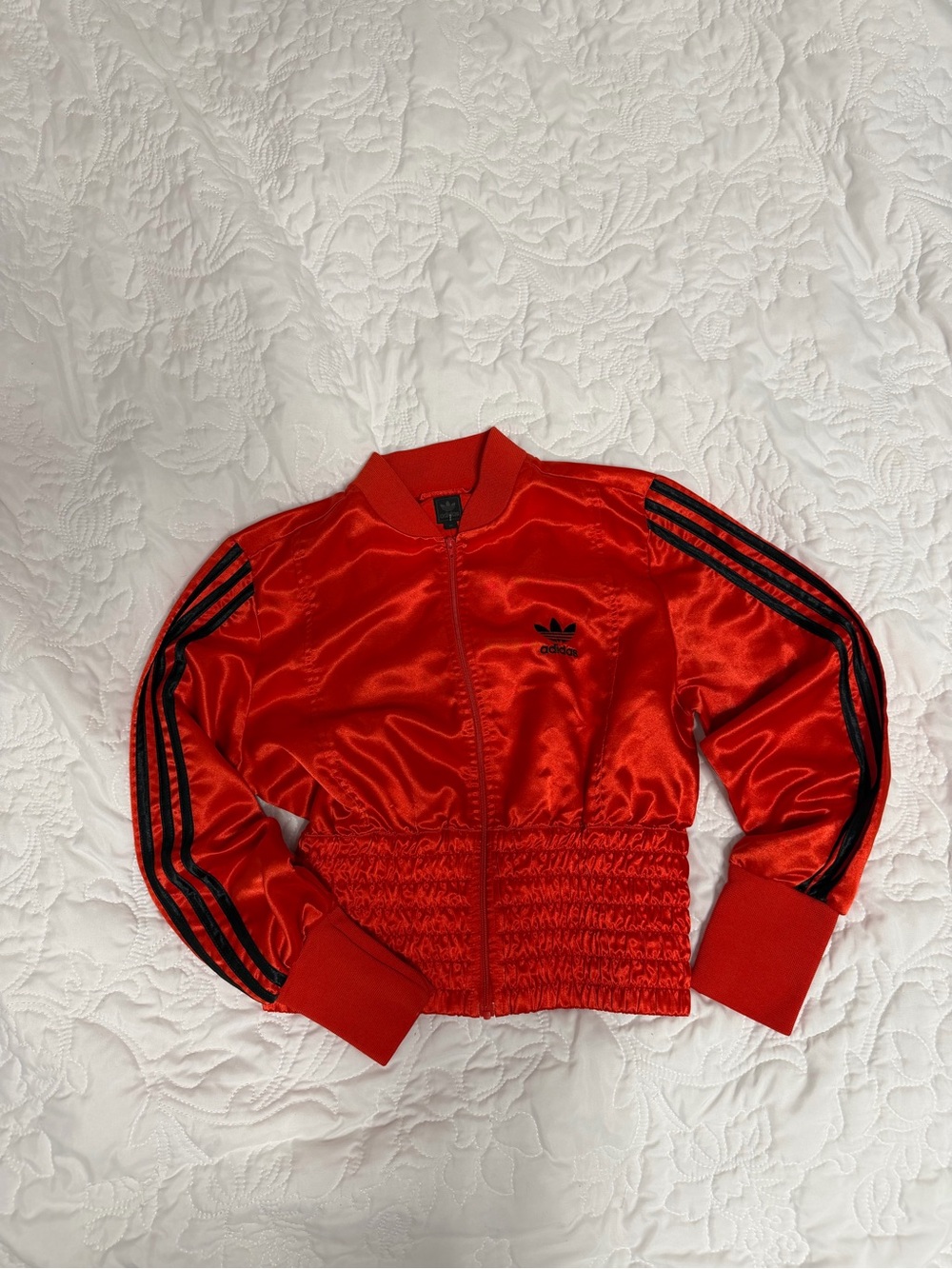 RARE Vintage Adidas Satin Jacket
80s Glanz D44 Womens
Retro Shiny Crop